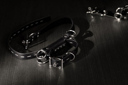 Set costrittivo polsini per gambe Kneeling Thigh Cuff Set Black